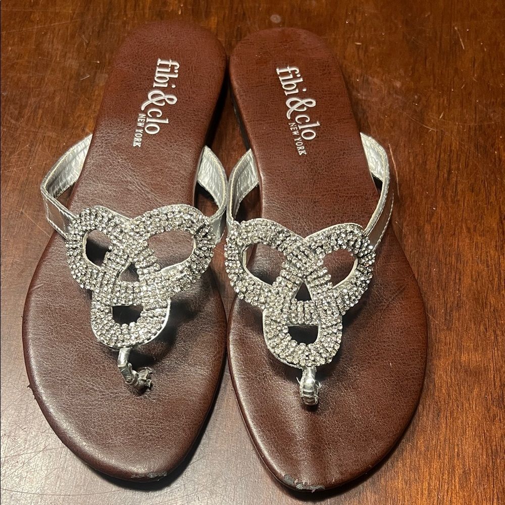 🔥 4 FOR $15 Item🔥Women's Elegant Brown and Silver Sandals